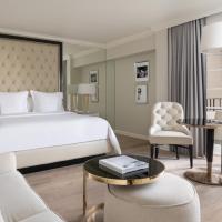 Трехместный (Люкс-студио с кроватью размера «king-size» - Пакет велнес-услуг) отеля Four Seasons Hotel Los Angeles at Beverly Hills, Лос-Анджелес