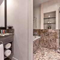 Сьюит (Люкс с 3 спальнями) апарт-отеля Regency House by Far East Hospitality, Сингапур (город)