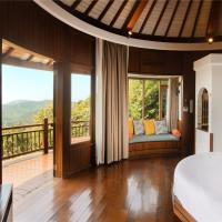 Вилла (Вилла с круглой кроватью (отдельная вилла «Павлин»)) отеля Yalong Bay Earthly Paradise Birds Nest Resort, Санья