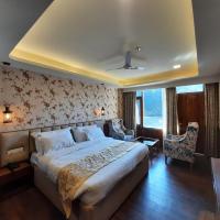 Двухместный (Улучшенный двухместный номер с 1 кроватью) отеля Royal Castle, Касоль