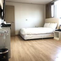 Двухместный (Двухместный номер Делюкс с 1 кроватью) отеля Galaxy Hotel, Сеул