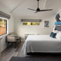 Двухместный (Номер с  кроватью размера "queen-size" для некурящих) отеля Hotel Indigo San Diego Del Mar, an IHG Hotel, Сан-Диего