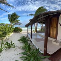Номер (Бунгало - С видом на пляж) отеля Tita Tulum - Hotel Ecológico, Тулум