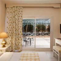 Двухместный (Стандартный двухместный номер с 1 кроватью и видом на сад) курортного отеля Giftun Azur Resort, Хургада