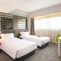 Двухместный (Staycation - Free Upgrade Premier Hollywood Twin Room and Late Check Out) отеля The Cityview, Гонконг (город)