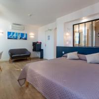 Двухместный (Large Double Room with Air-Conditioning) отеля Hotel Regina, Бордо