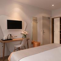 Двухместный (Двухместный номер «Премиум» с 1 кроватью) отеля Hotel Magenta 38 by Happyculture, Париж