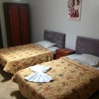 Четырехместный (Четырехместный номер) хостела Arabesque Hostel with city view, Каир