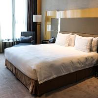 Двухместный (1 KING PREMIUM) отеля Crowne Plaza Beijing Lido, Пекин