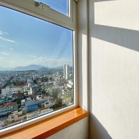 Двухместный (Двухместный номер эконом-класса с 1 кроватью или 2 отдельными кроватями, вид на город) отеля Le's Cham Hotel, Нячанг