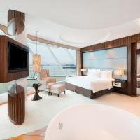 Сьюит (Captain King Suite - Non-Smoking) отеля Crowne Plaza Suzhou, Сучжоу