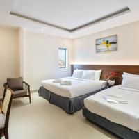 Трехместный (Трехместный номер Делюкс) отеля Aquatel Vũng Tàu, Вунгтау