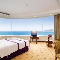 Сьюит (Senior King Suite with Ocean View) отеля TTC Hotel Premium - Michelia, Нячанг