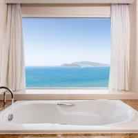 Сьюит (Senior King Suite with Ocean View) отеля TTC Hotel Premium - Michelia, Нячанг