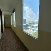 Трехместный (Трехместный номер «Комфорт» с душем) отеля KS ChiLanVy Q10, Хошимин