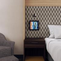 Двухместный (King Room with Mobility Accesssible Tub - Non-Smoking) отеля Holiday Inn Chicago Mall Area MDW Airport, Чикаго