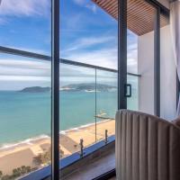 Двухместный (Двухместный номер Делюкс с 1 кроватью или 2 отдельными кроватями, вид на океан) отеля La Vague Hotel, Нячанг