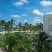 Двухместный (Номер с кроватью размера "king-size" и боковым видом на океан) отеля Avalon Hotel, Майами-Бич