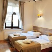 Трехместный (Трехместный номер) отеля Hotel Santi, Краков