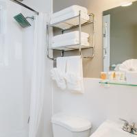 Двухместный (Номер-студио с кроватью размера "queen-size" и диваном-кроватью) отеля Ocean Reef Suites, Майами-Бич