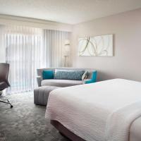 Двухместный (Mobility Accessible Guestroom King Tub) отеля Sonesta Select Atlanta Airport North, Атланта