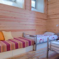 Трехместный (Трехместный номер) хостела This Is Lisbon Hostel, Лиссабон