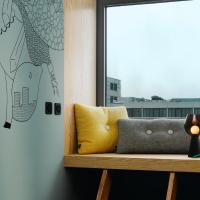 Двухместный (Средний номер Urban) отеля 25hours Hotel Bikini Berlin, Берлин