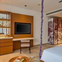 Двухместный (Роскошный двухместный номер с 2 отдельными кроватями и патио) курортного отеля Azaya Beach Resort Goa, Бенаулим