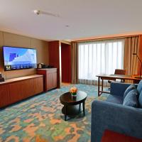 Сьюит (Суперлюкс) отеля V-Continent Wuzhou Hotel, Пекин