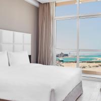 Сьюит (Люкс с 2 спальнями, вид на море) отеля Staybridge Suites - Doha Lusail, Доха