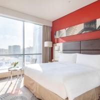 Двухместный (Улучшенный номер для некурящих с 1 кроватью размера "king-size") отеля Crowne Plaza Doha - The Business Park, Доха