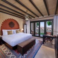 Двухместный (Номер Делюкс с садом) курортного отеля Anantara Qasr al Sarab Desert Resort, Jurayrah