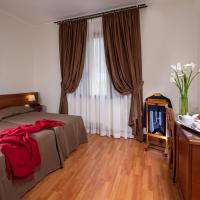 Трехместный (Трехместный номер) отеля Hotel Villa Grazioli, Рим