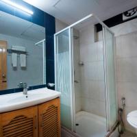 Двухместный (Апартаменты-студио с кухней) апартаментов Imperial Apartment Fortis, Гургаон