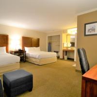 Семейный (Стандартный номер с 2 кроватями размера «queen-size», безбарьерной душевой и видом на внутренний двор, для некурящих) отеля Comfort Inn Santa Monica - West Los Angeles, Лос-Анджелес