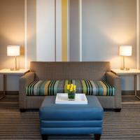 Трехместный (Номер Делюкс с кроватью размера «king-size» и диваном-кроватью, вид на океан) отеля Blue Sea Beach Hotel, Сан-Диего