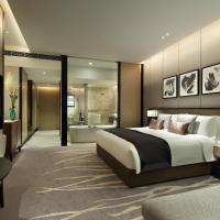 Двухместный (1 King Bed Premium Lounge Access) отеля InterContinental Shanghai NECC, Шанхай