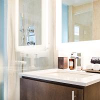 Двухместный (Классический номер с 1 кроватью размера «king-size») отеля Berkeley Park MGallery Hotel Collection, Майами-Бич