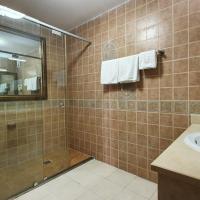 Сьюит (Люкс с видом на город) отеля Lam Kinh Hotel, Хошимин