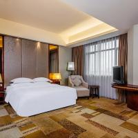 Сьюит (1King Junior STE Additional Living Area) отеля Crowne Plaza Foshan, Фошань