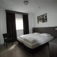 Трехместный (Трехместный номер Делюкс) отеля Hotel de Keizerskroon Amsterdam-Schiphol-Halfweg, Амстердам