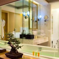 Двухместный (Continental Superior 1 King Non-smoking) отеля Wyndham Garden Suzhou, Сучжоу