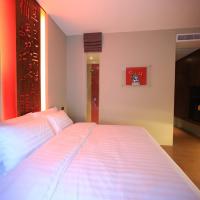 Двухместный (Двухместный номер Делюкс с 1 кроватью) отеля Silom One, Бангкок