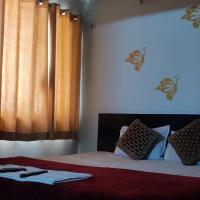 Двухместный (Стандартный номер с кроватью размера "queen-size") гостевого дома The Salvation Army RED SHIELD GUEST HOUSE, Калькутта