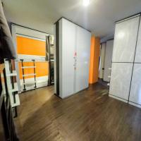 Апартаменты (Апартаменты с балконом) хостела Zula Hostel, Манила