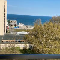 Студио (Номер-студио с видом на озеро) апартаментов Solid Residence Apartments, Мамая