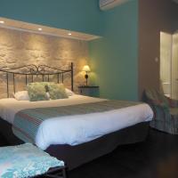 Сьюит (Клубный двухместный номер с 1 кроватью) отеля Hôtel Le Glacier, Оранж