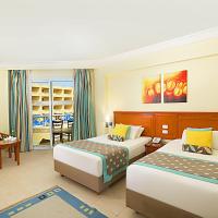 Семейный (Семейный номер) курортного отеля Amwaj Blue Beach Resort & Spa, Хургада