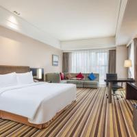 Сьюит (Люкс Holiday Inn Express) отеля Holiday Inn Express Shenyang Golden Corridor, Шэньян