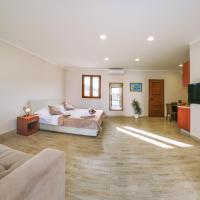 Студио (Номер-студио с террасой) апартаментов City Apartments, Будва